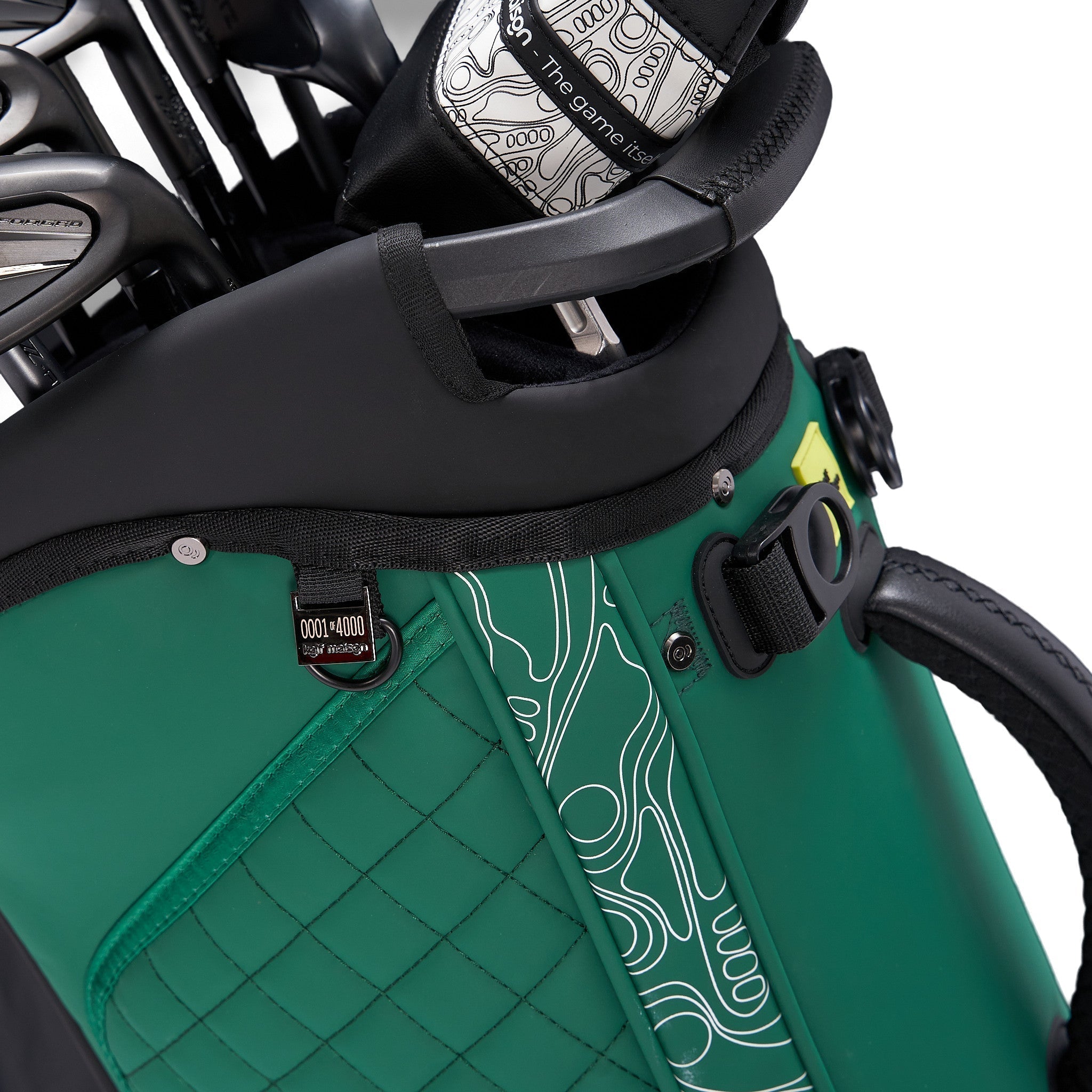 What Makes a Golf Bag Durable? Engineering, Materials, and Longevity Explained